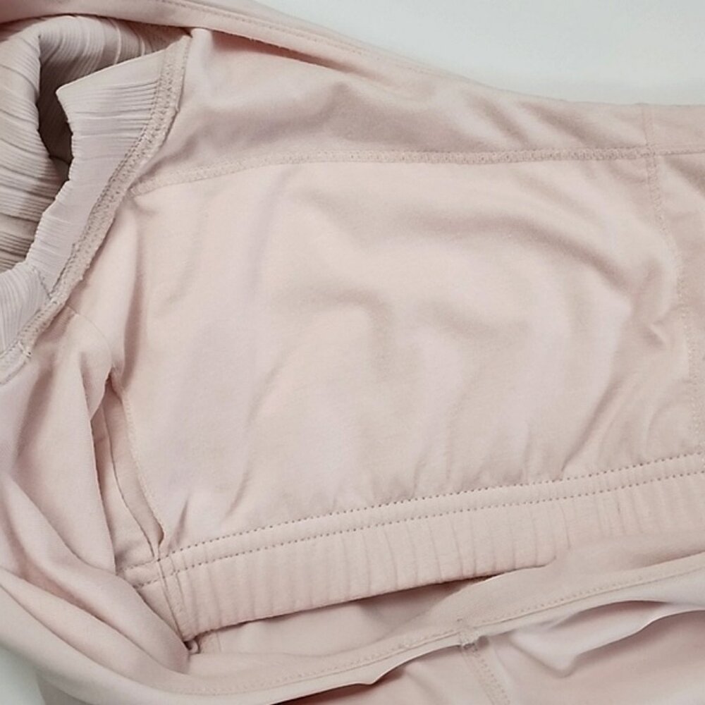 Lululemon Women's Light Pink Bodysuit Scooped Neckline Capped Sleeves Size Small - Picture 9 of 14